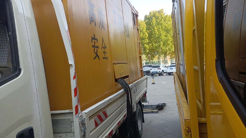 江汉如何判断柴油发电机组和UPS电源的切换时间是否符合要求？